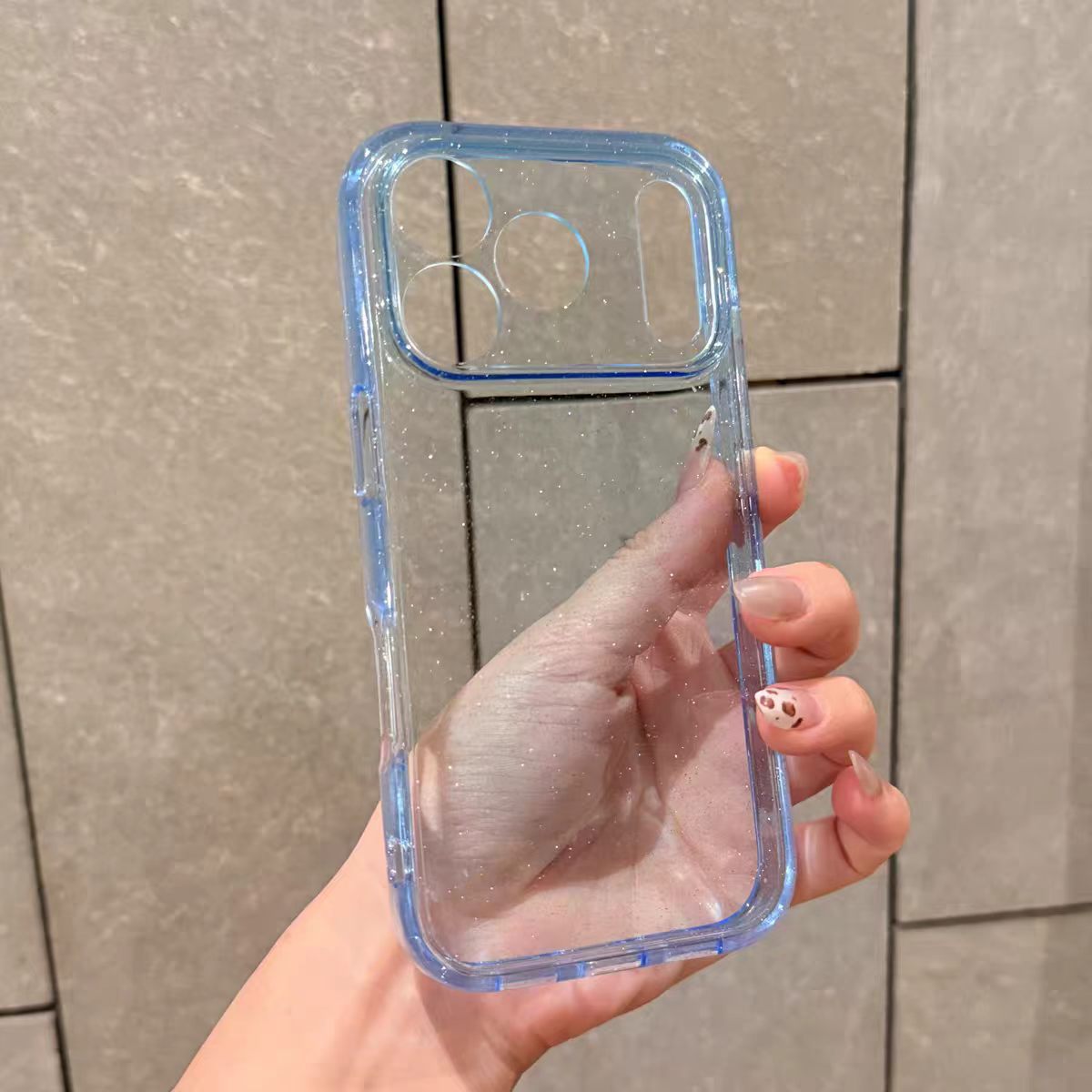 Clear Glitter Phone Case – Everyday Protection with a Subtle Sparkle